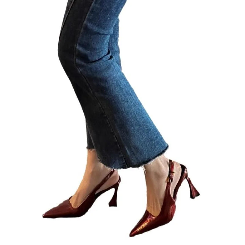 Tacones altos a la moda, zapatos de mujer versátiles y lujosos, temperamento de tacón delgado, nuevas Sandalias de tacón, zapatos de tacón elegantes puntiagudos para primavera 2025