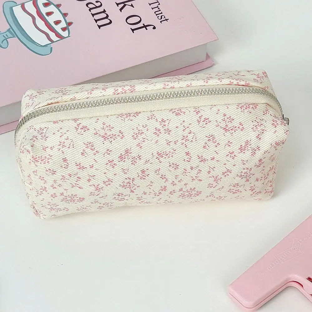 Pequeña bolsa Floral fresca para bolígrafos, estuche de lápices de gran capacidad, bolsa de almacenamiento de papelería multifuncional, organizador escolar para estudiantes, suministros