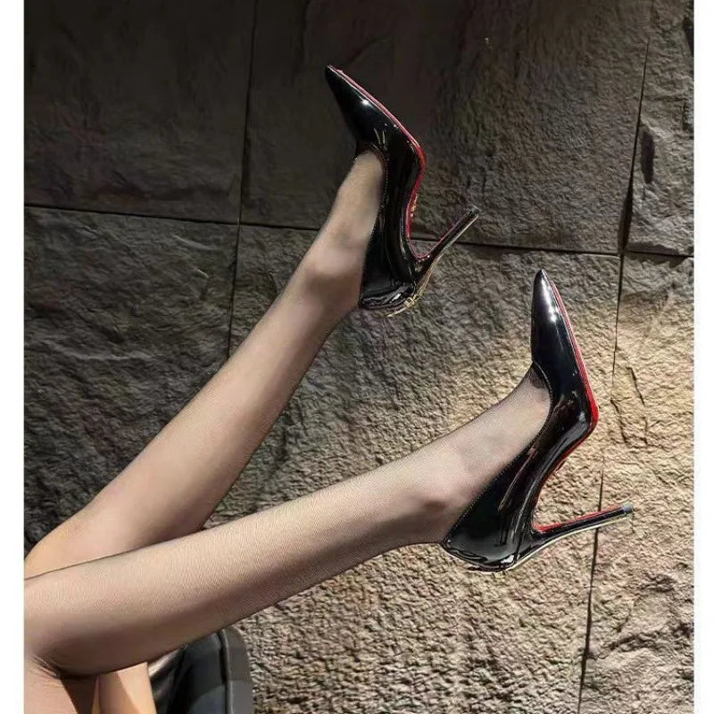 Nuevos Zapatos de Tacón Alto para Mujer 2026, Tacones Finos, Punta Metálica, Estilo Sexy, Charol Negro, Zapatos de Una Sola Pieza