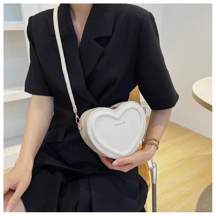 Bolsos cruzados con forma de corazón para mujer, bolso de hombro de cuero Pu sólido, bolsos casuales para mujer, bolsos de diseñador para mujer, nuevo