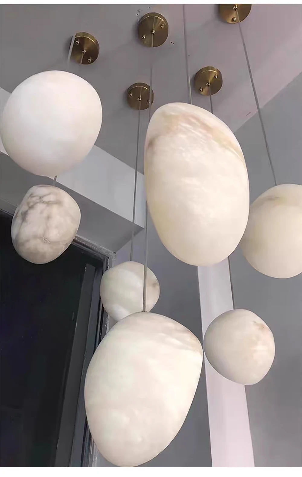 Iluminación colgante de piedra de mármol de alabastro de diseño moderno de alta gama, lámpara de decoración de escalera de isla de cocina española, lámpara de techo LED