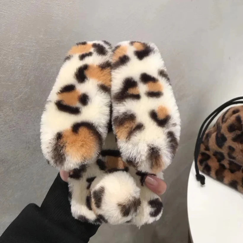 Funda de teléfono de piel de conejo de peluche 3D para iPhone 17 16 15 14 13 12 11 Pro Max funda de silicona suave