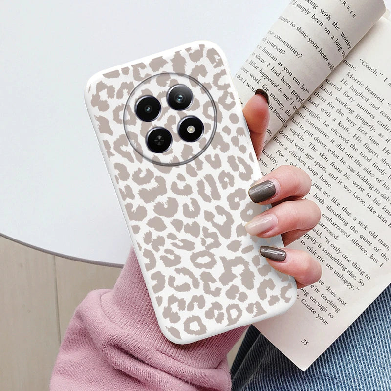 Funda para Realme 12 4G 12 + 13 + Plus 13 Pro + Plus 5G bonita funda trasera con forma de corazón y flor de silicona suave mate Fundas protectoras de dibujos animados