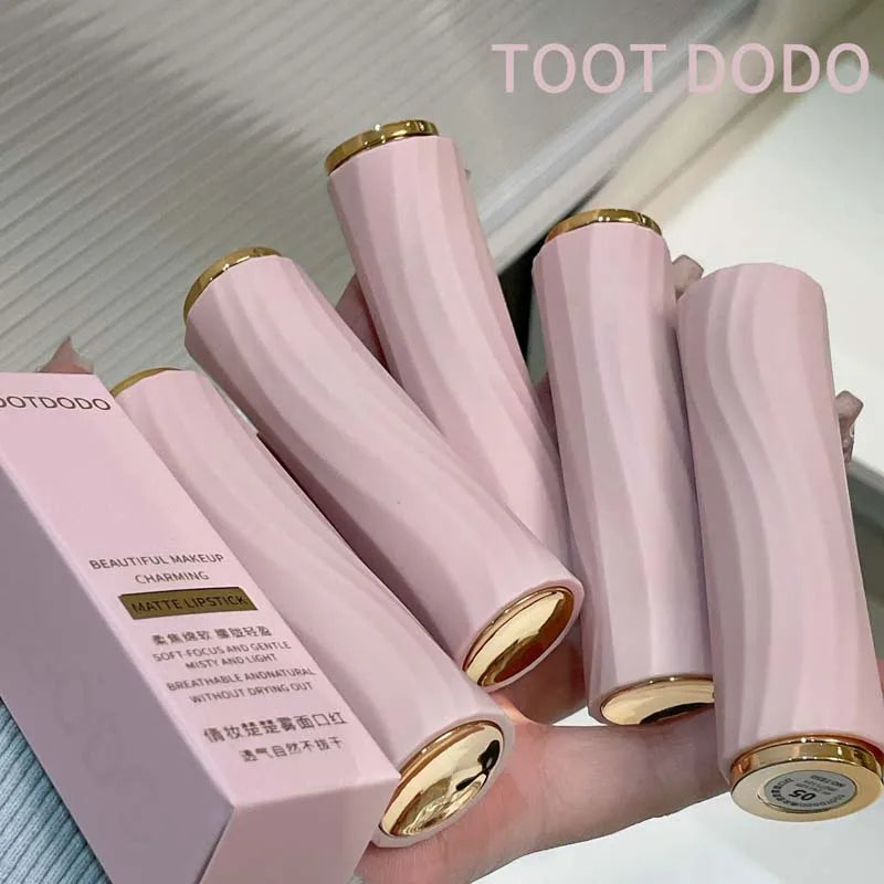 Toot Dodo - Lápiz Labial Mate Elegante, Sedoso, Suave, No Reseca, Larga Duración, Asequible, Maquillaje Diario