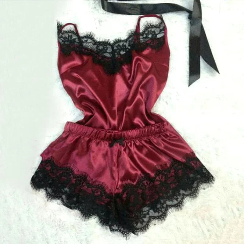 Conjunto de pijama de satén de encaje para mujer, ropa de dormir con cuello en V, lencería Sexy elástica, chaleco con tirantes, Top, pijama, pantalones cortos para dormir, conjunto de ropa de dormir
