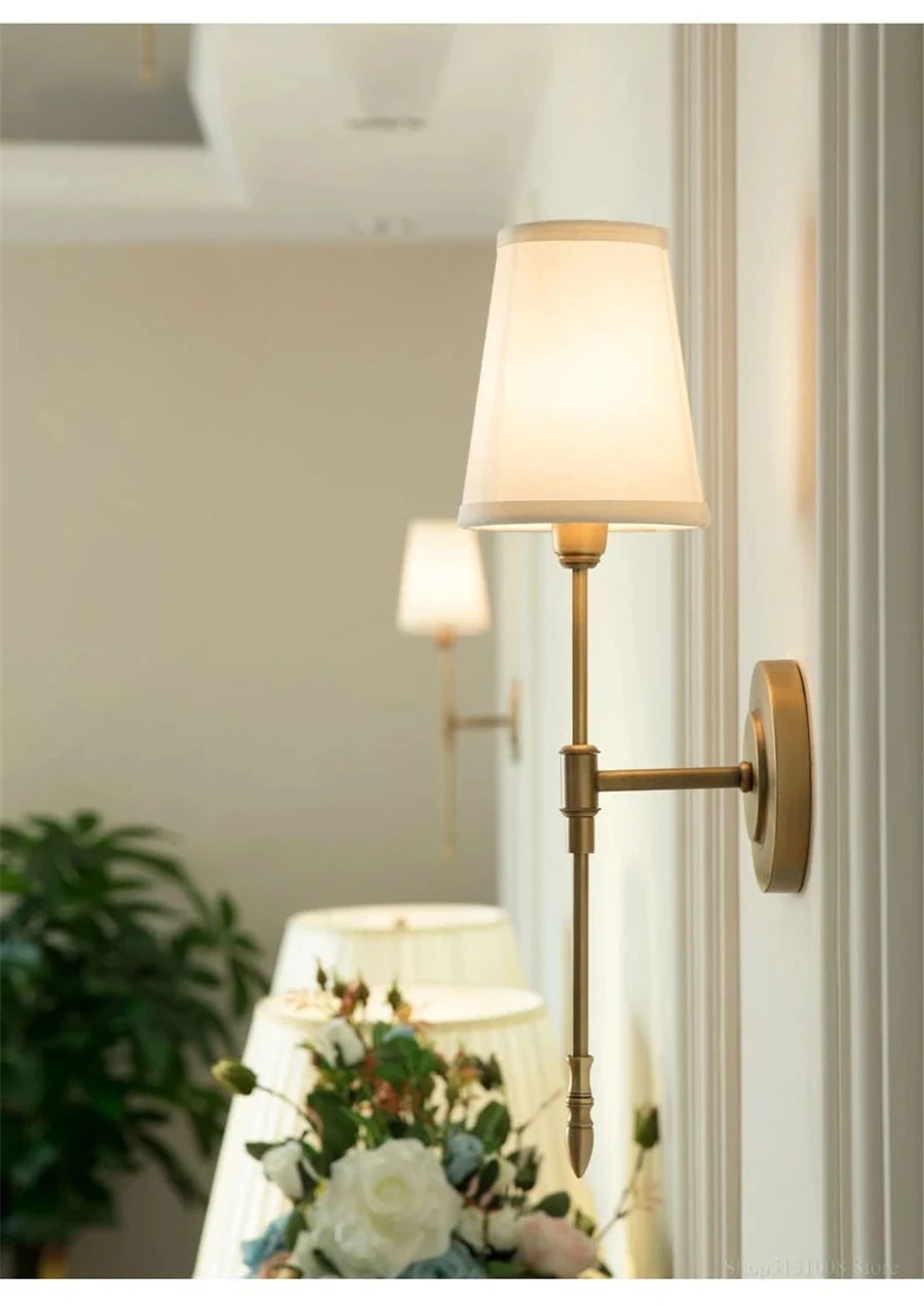 Lámpara de cobre clásica para pared, candelabro Retro para decoración del hogar, mesita de noche, dormitorio, pasillo, escaleras, luminaria interior, luces led