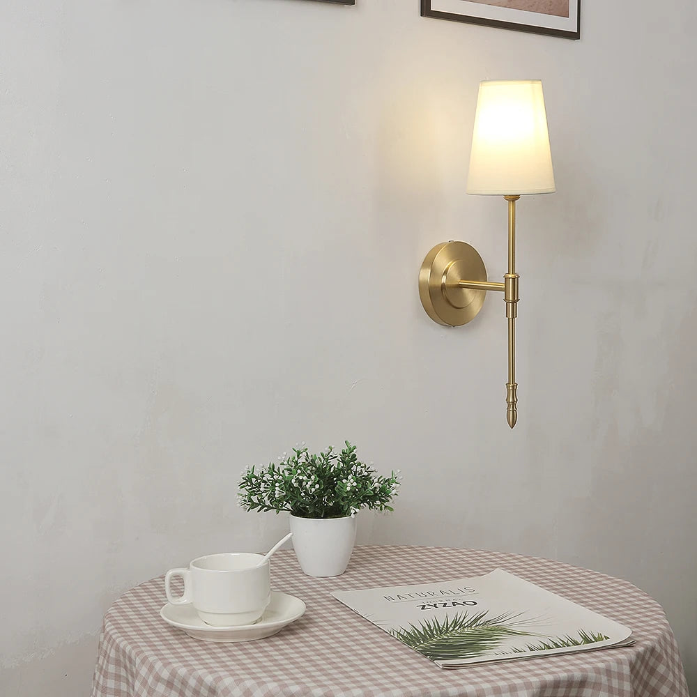 Lámpara de cobre clásica para pared, candelabro Retro para decoración del hogar, mesita de noche, dormitorio, pasillo, escaleras, luminaria interior, luces led