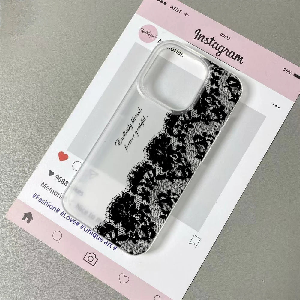 Funda de Teléfono con Letras de Encaje Negro para iPhone 17 16 15 14 13 12 11 Pro Max 13 12 17 Air 16 Plus, Carcasa Transparente Suave Antigolpes