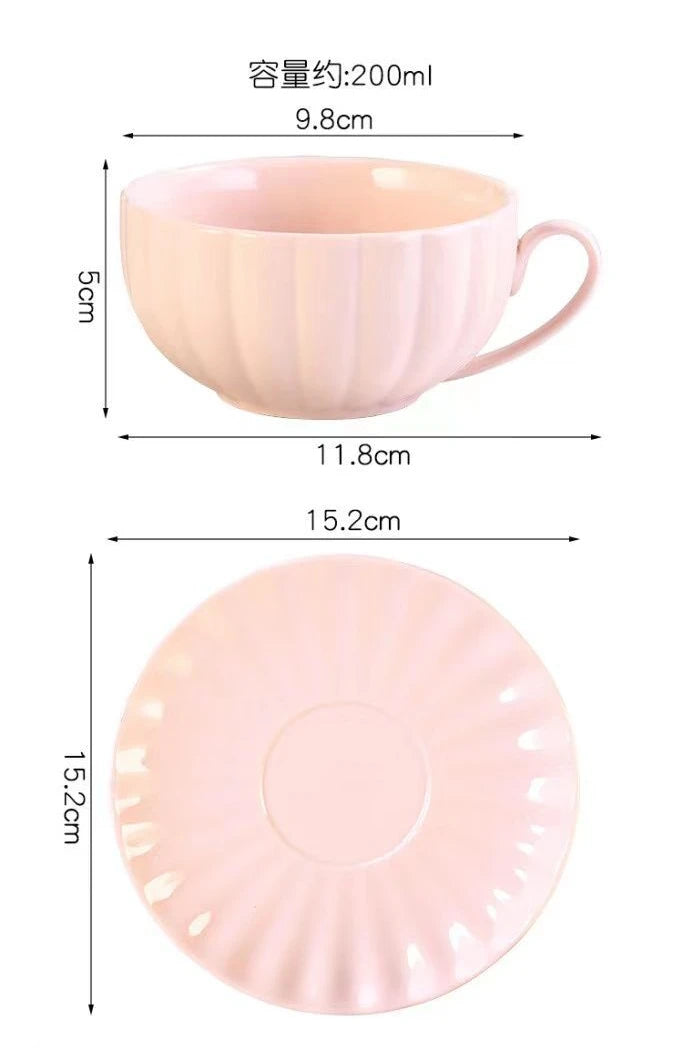 Taza de café de calabaza creativa para colgar en la oreja, nuevo juego de Taza y plato de cerámica, diseño pequeño Sense Home Fairy Taza y plato