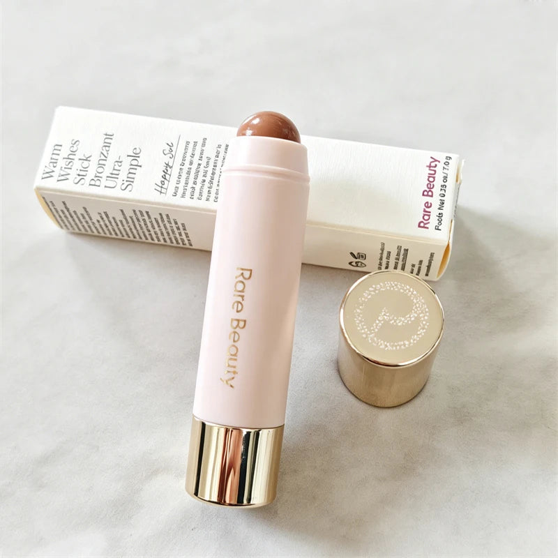 Rare Beauty Barra de Contorno Facial 3D, Bronceador, Iluminador Líquido Brillante para Mejillas, Maquillaje con Toque Femenino