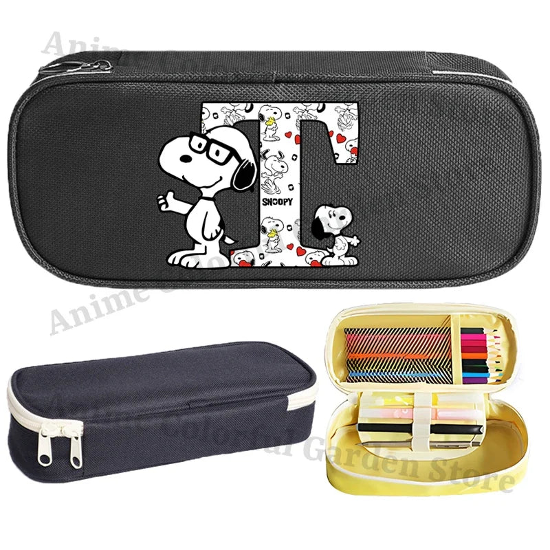 Estuche de Lápices de Gran Capacidad con Diseño de Snoopy para Estudiantes, Estuche de Lápices con Letras de la A a la Z Estampadas, Estuche de Almacenamiento de Papelería de Moda para Niños y Niñas