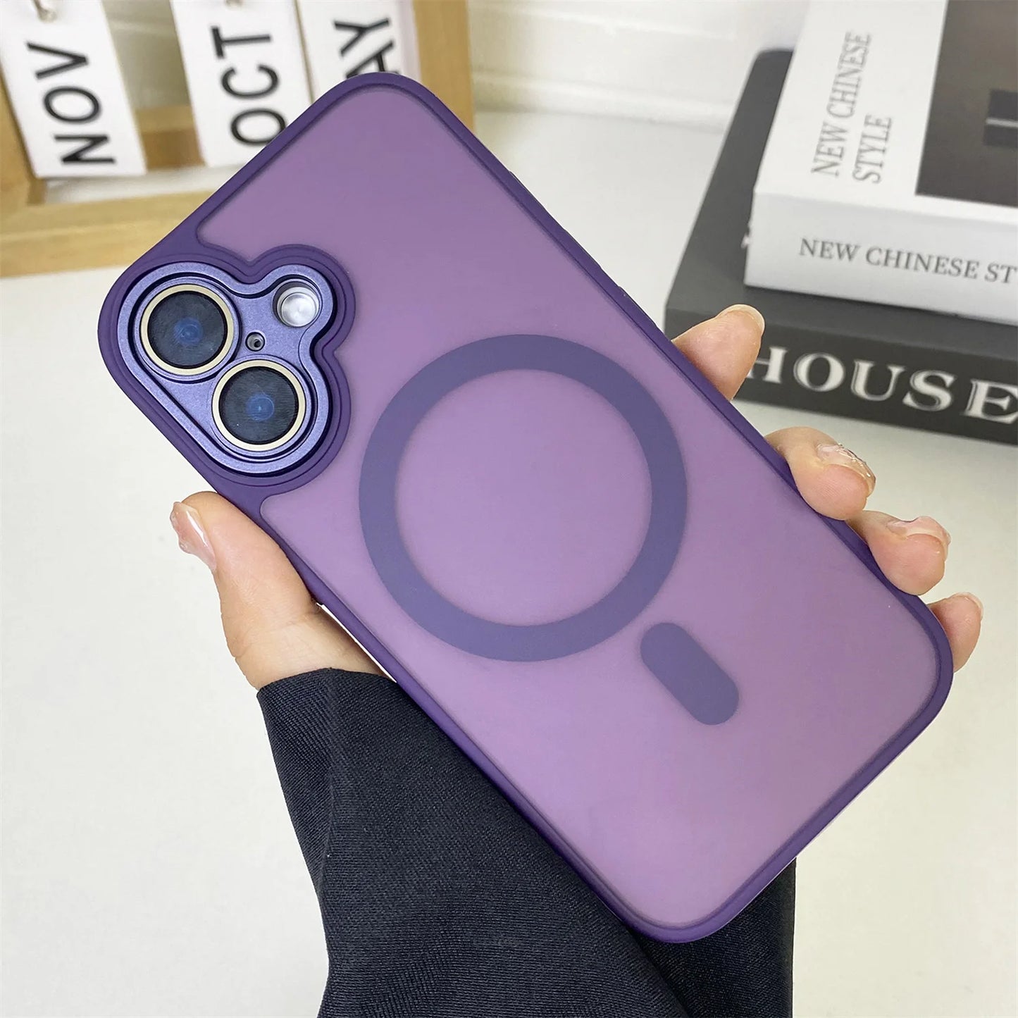 Funda de teléfono magnética translúcida para iPhone 15 14 Pro Max 16 Plus, funda mate para Magsafe para iPhone 16 13 12 11 Pro Max