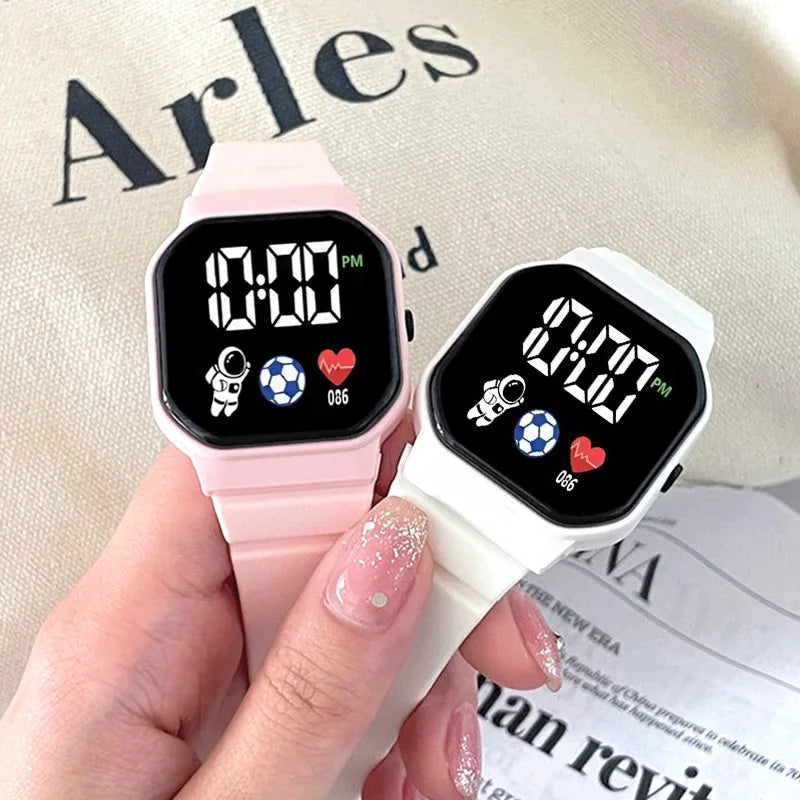 Reloj Deportivo para Niños, Relojes Digitales LED, Correa de Silicona de Fútbol, Reloj de Pulsera Electrónico Impermeable para Niños y Niñas, Regalos