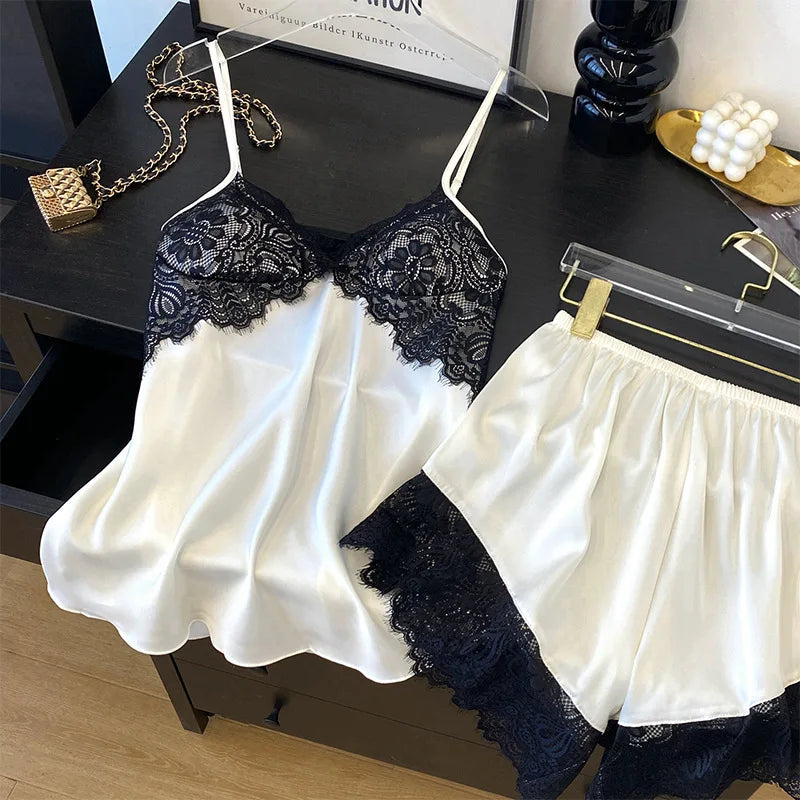 Conjunto de pijamas con tirantes para mujer, ropa de salón, lencería íntima de encaje calado Sexy, ropa de dormir, novedad de verano, Top y pantalones cortos con tirantes, ropa de casa