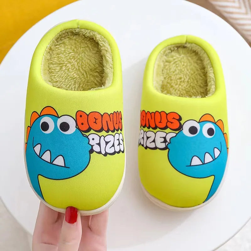 Zapatillas con patrón de dinosaurio de dibujos animados para niños y niñas, bonitos zapatos de felpa, zapatos cálidos adecuados para interiores de otoño e invierno