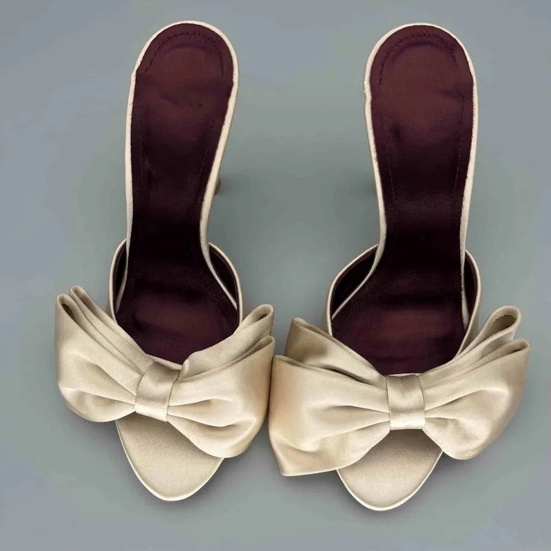 Sandalias de tacón alto con lazo estilo francés 2026Niche, nuevas sandalias de verano para mujer