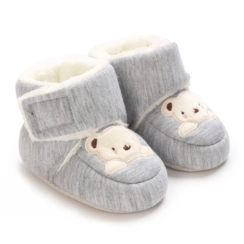 Botas de invierno para bebé, suela suave de dibujos animados, zapatos cálidos antideslizantes para niños pequeños, bonitos botines para caminar para niños y niñas