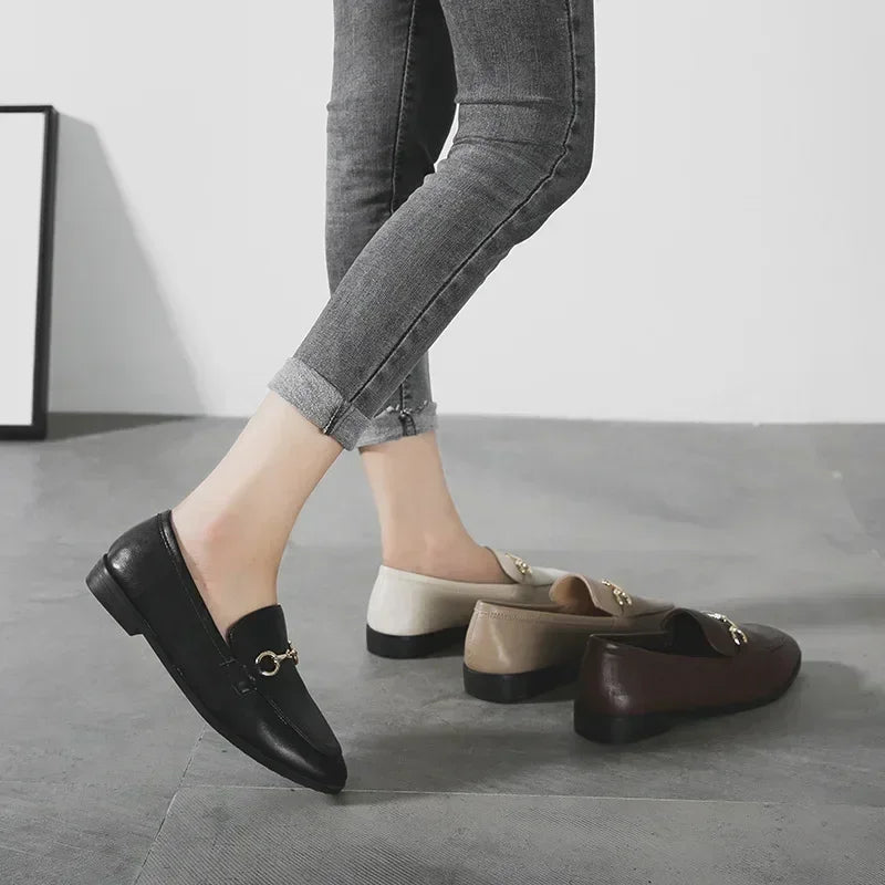 Mocasines de cuero con hebilla de caballo para mujer, zapatos planos de un pie, talla pequeña, nuevo estilo, 2024