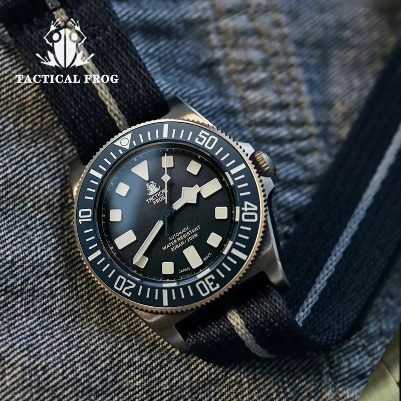 Reloj de buceo táctico Frog FXD V4 de titanio resistente al agua hasta 200M para hombre, movimiento NH35 de 42mm, BGW-9 de zafiro mecánico automático luminoso