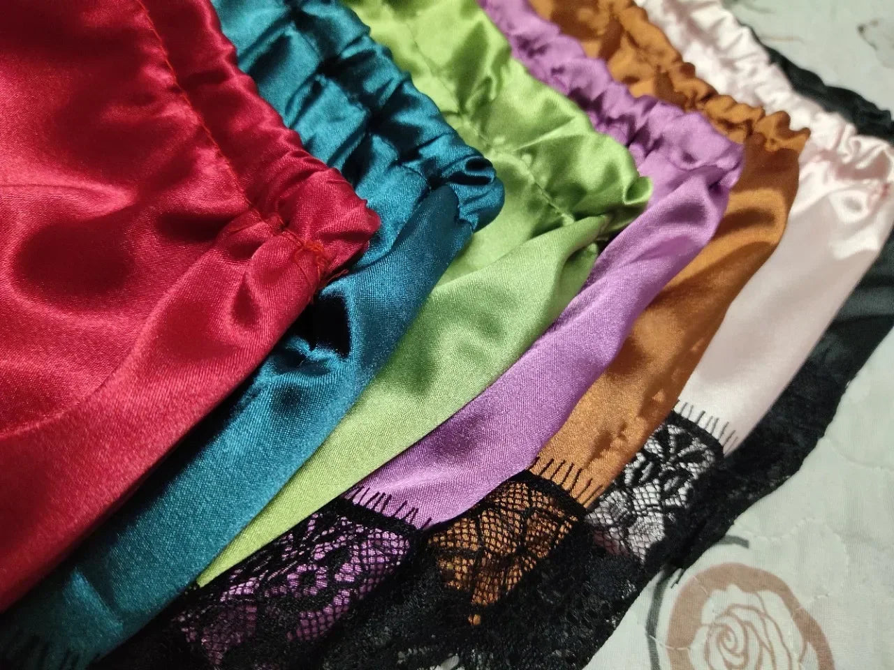 Conjunto de pijamas de 2 piezas para mujer, ropa de dormir, lencería sexy, tops cortos de seda de encaje y pantalones cortos, conjuntos de pijamas informales
