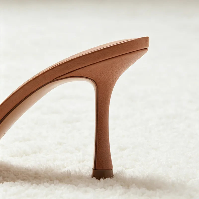 Sandalias de Tacón de Cuero Suave de Diseñador para Mujer, Sandalias Elegantes y Cómodas con Punta Puntiaguda y Tacón Delgado para Verano