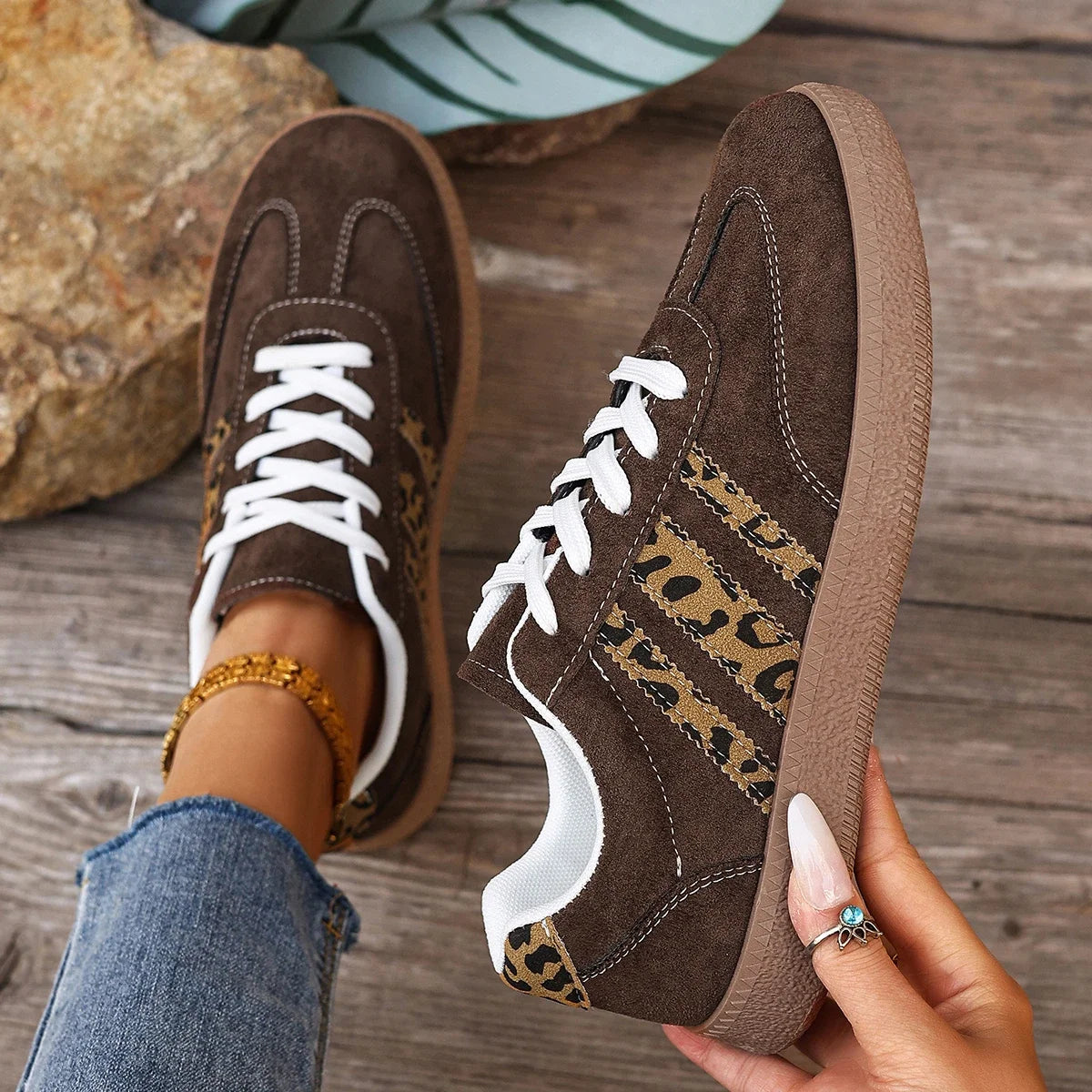 2025 nuevas zapatillas De deporte para Mujer, Zapatos planos informales a la moda, Zapatos vulcanizados con punta redonda y cordones, Zapatos planos cómodos para Mujer, Zapatos De Mujer