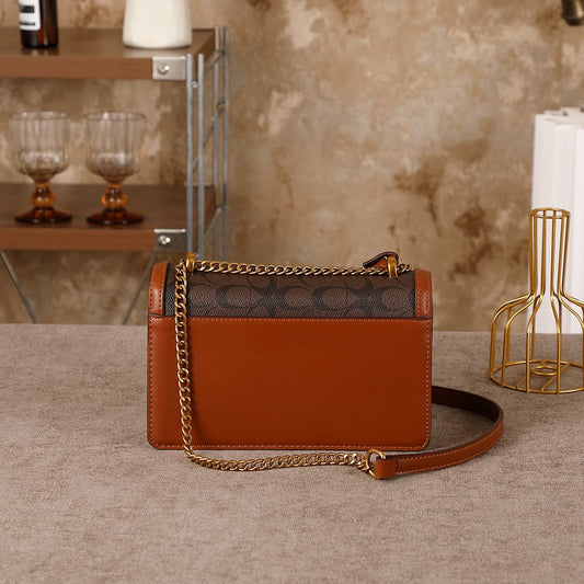 Bolso de lujo ligero para mujer 2026, nuevo bolso de hombro/axilar de alta gama con contraste de color, bandolera de diseñador a la moda, pequeño y cuadrado.