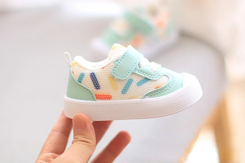 Zapatos Niña Zapatos para caminar de bebé otoño nueva suela suave Zapatos casuales de niño cara de malla zapato deportivo para niña recién nacida Zapatos de bebé Zapatillas