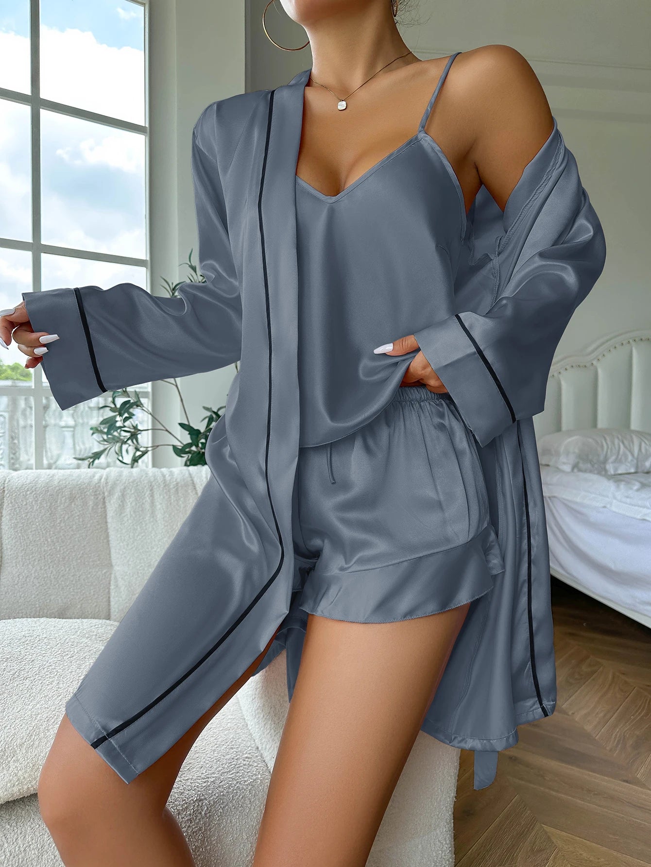 Conjunto de pijama de satén simple, bata con cinturón de manga larga, camisola con cuello en V, top y pantalones cortos, ropa de dormir para mujer