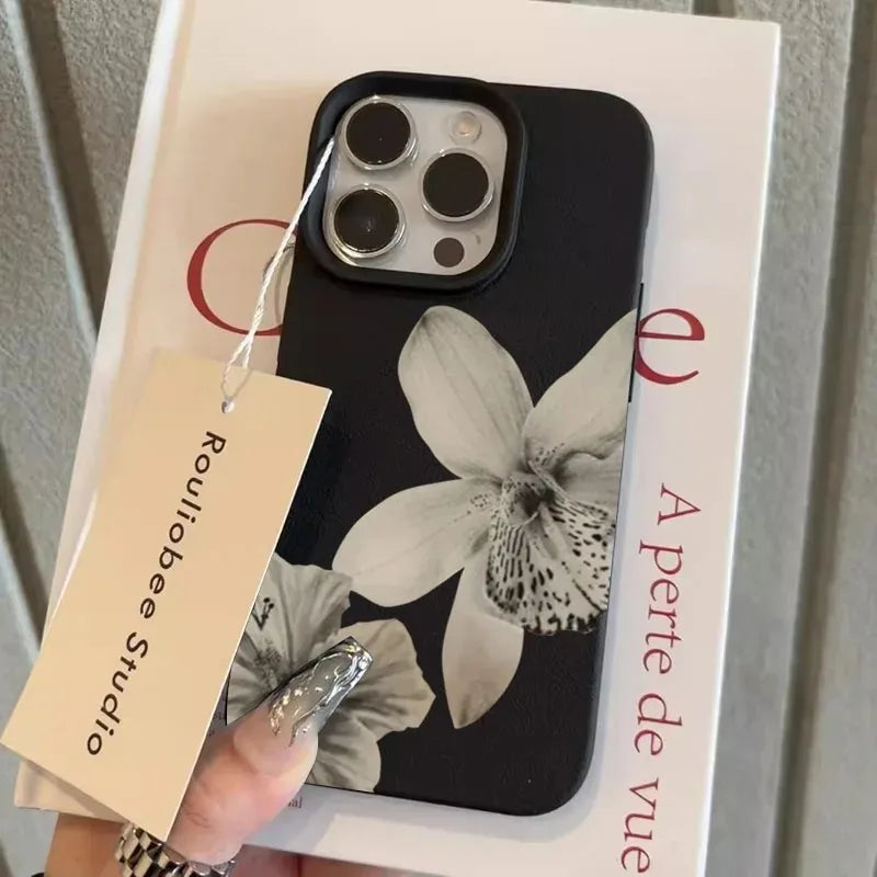 Funda de Teléfono con Patrón Floral en Blanco y Negro para iPhone 16 17 15 14 Pro Max 12 11 13 Plus 17 Air, Funda Protectora Suave con Patrón Lichee