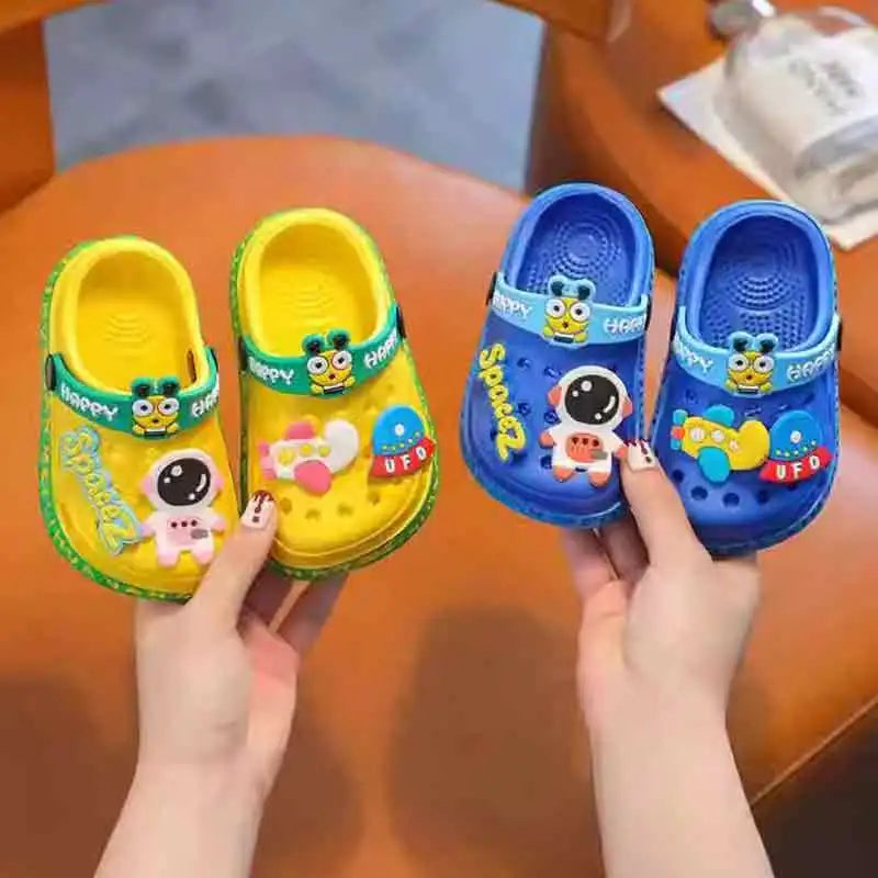 Zapatos Sandalias de suela blanda para bebé de dibujos animados para niños – Sandalias de punta cerrada antideslizantes ultraligeras para niños y niñas en la playa