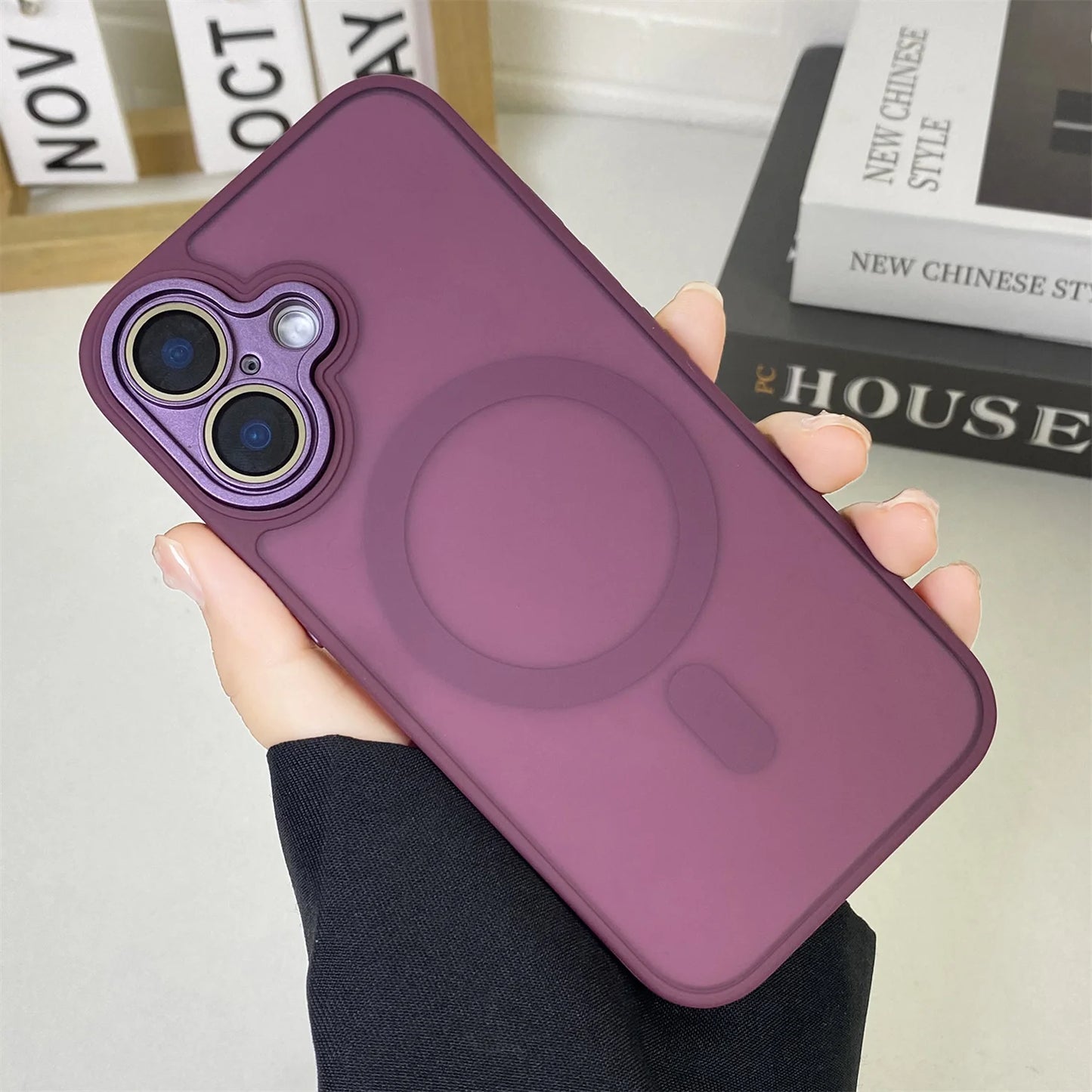 Funda de teléfono magnética translúcida para iPhone 15 14 Pro Max 16 Plus, funda mate para Magsafe para iPhone 16 13 12 11 Pro Max