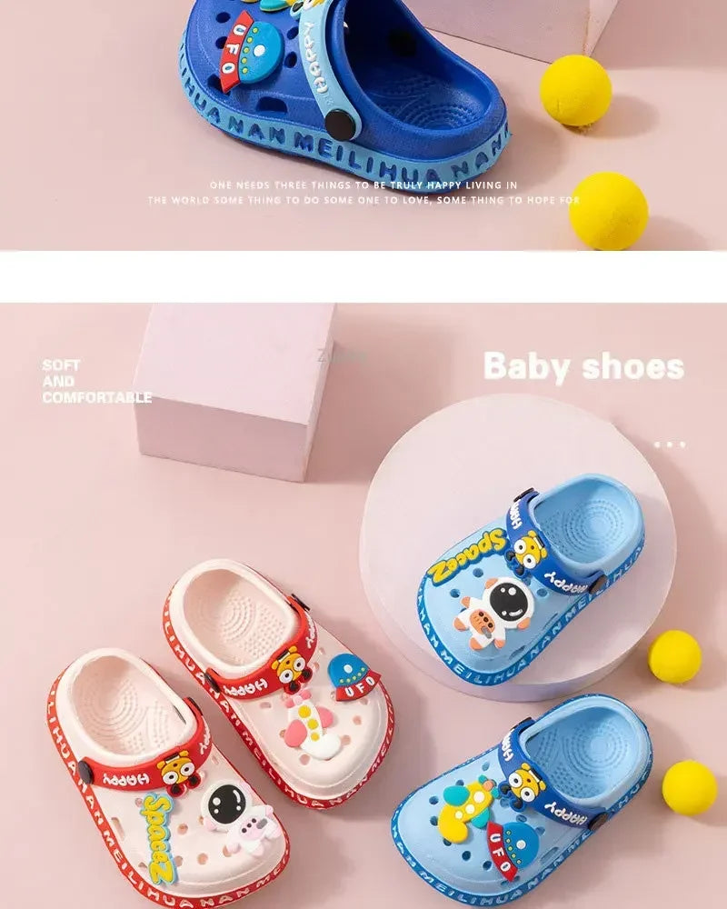 Nuevos niños, bebés, niños y niñas, zuecos de verano, suela suave, zapatillas de playa para jardín, sandalias, zapatos de bebé con agujeros de cueva para niños y niñas