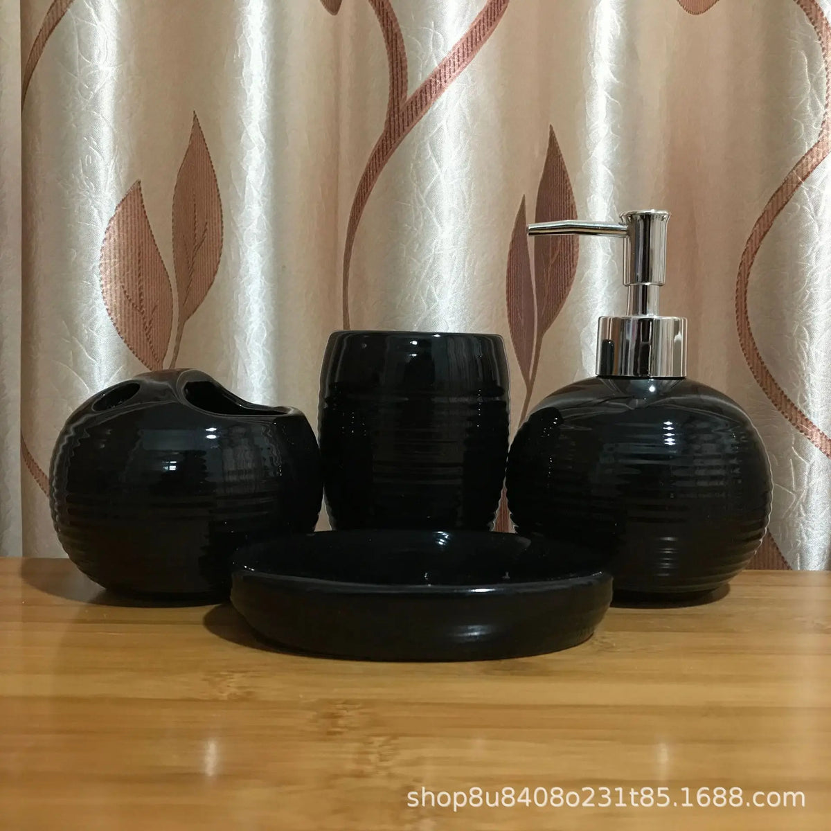 Juego de Accesorios de Baño de Cerámica Modernos y Minimalistas de 4 Piezas - ¡Elegante y Duradero!