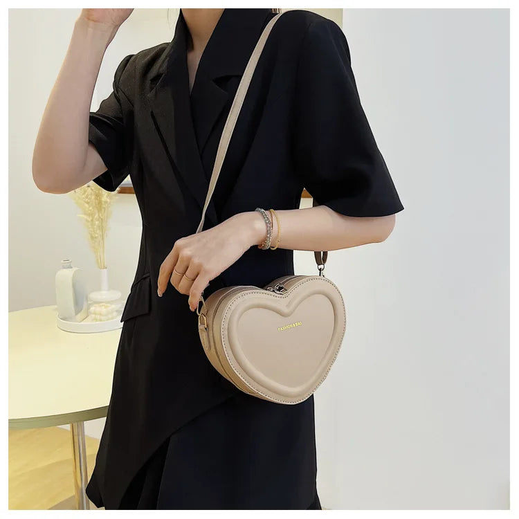 Bolsos cruzados con forma de corazón para mujer, bolso de hombro de cuero Pu sólido, bolsos casuales para mujer, bolsos de diseñador para mujer, nuevo