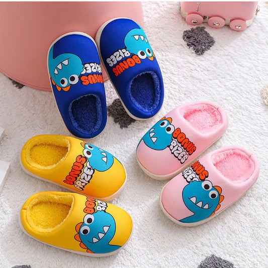 Zapatillas con patrón de dinosaurio de dibujos animados para niños y niñas, bonitos zapatos de felpa, zapatos cálidos adecuados para interiores de otoño e invierno
