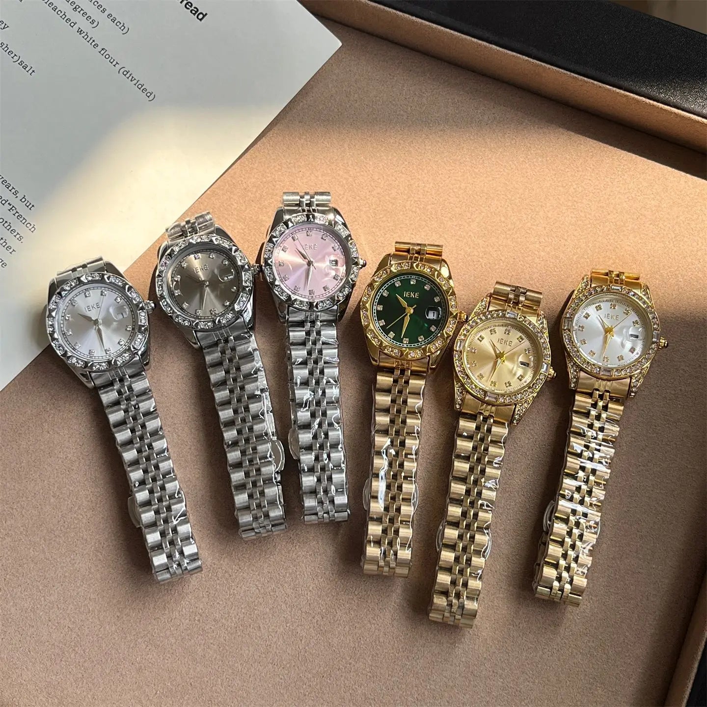 Reloj con banda de acero de aleación sólida con acento de cristal para mujer, elegante vestido, relojes con calendario de cuarzo para mujer