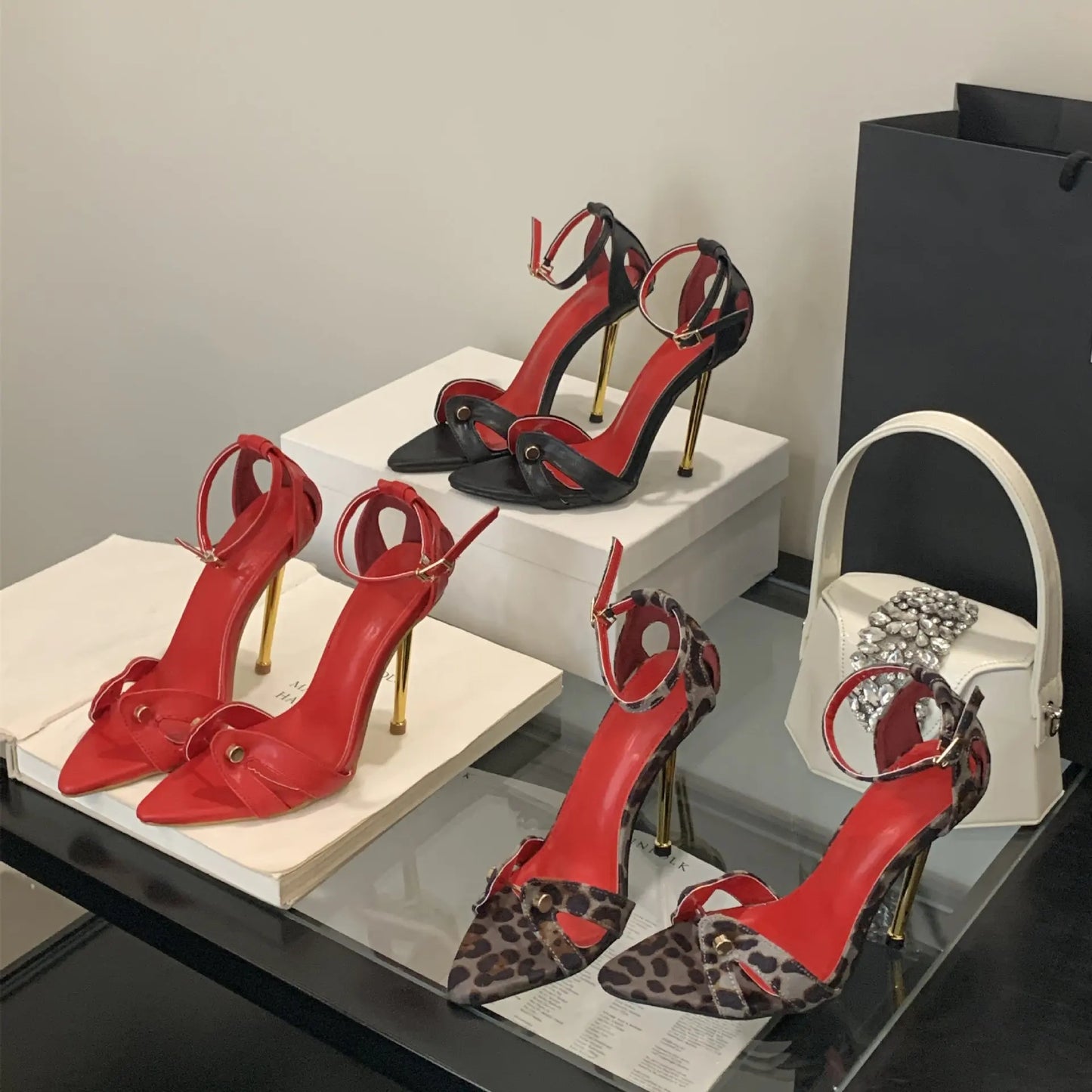 Sandalias de Tacón de Aguja con Correa de Tobillo y Estampado de Leopardo para Mujer, Zapatos de Vestir para Fiesta, Tacones de Aguja con Banda Metálica Estrecha y Punta en Pico