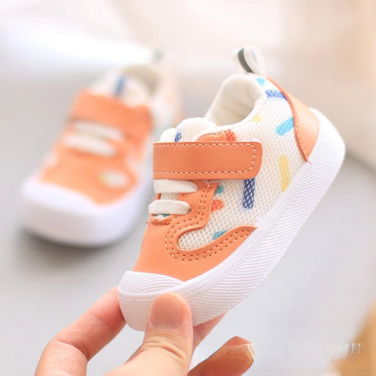 Zapatos Niña Zapatos para caminar de bebé otoño nueva suela suave Zapatos casuales de niño cara de malla zapato deportivo para niña recién nacida Zapatos de bebé Zapatillas