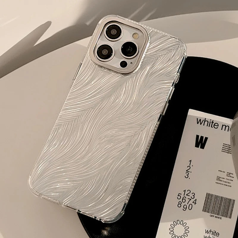 Funda de teléfono con diseño de plumas bonitas de lujo para iPhone 15, 14, 13, 12 Pro Max Plus, protección de lente chapada elegante, cubierta trasera anticaída