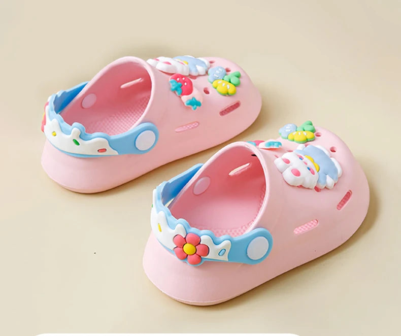 Zapatos de jardín para niñas, zuecos de suela blanda para bebé, sandalias de playa transpirables antideslizantes para interiores y exteriores, bonito conejito de dibujos animados a la moda