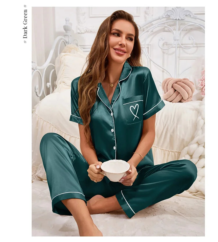 Conjunto de pijama para mujer, ropa para el hogar, camisa de manga corta de satén con pantalones, ropa de dormir, conjunto de 2 piezas, pijama bordado en forma de corazón
