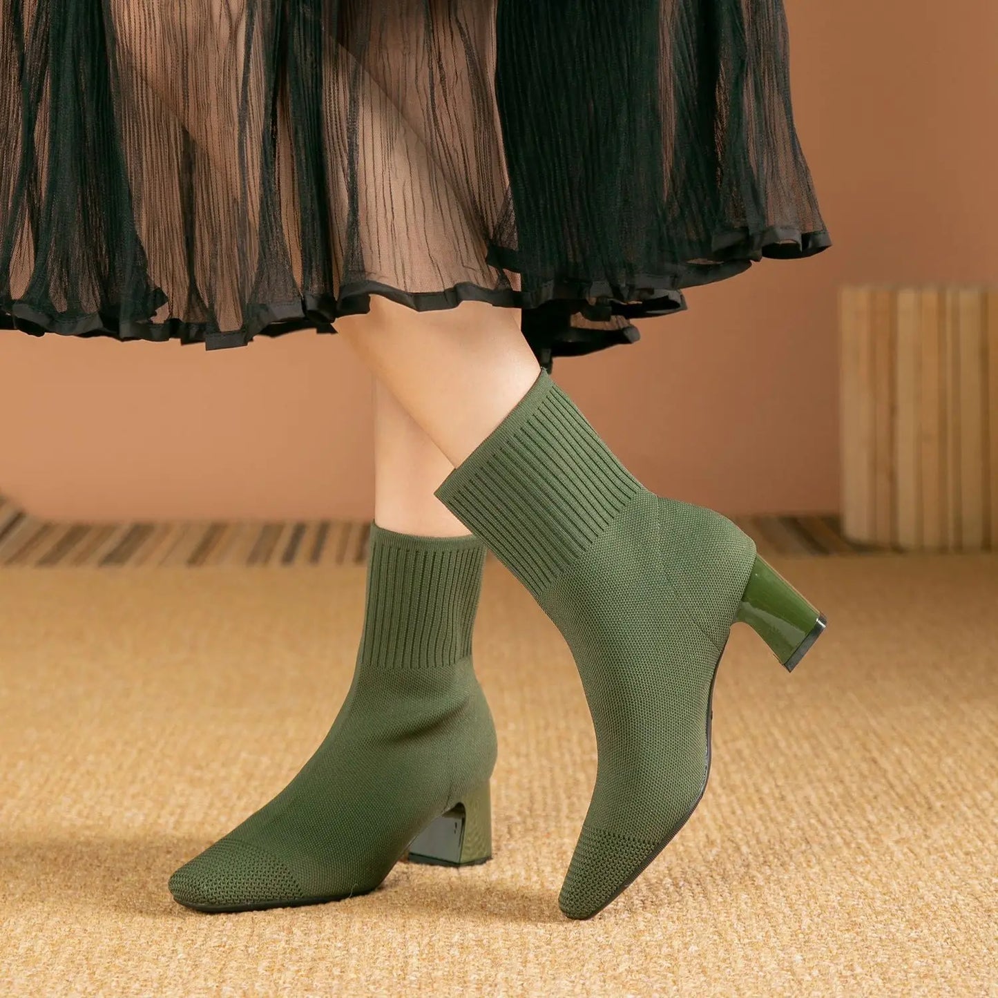 Botas de mujer 2025 nueva moda zapatos cómodos informales de punto suave puntiagudo (alto del tacón 4,5 cm),