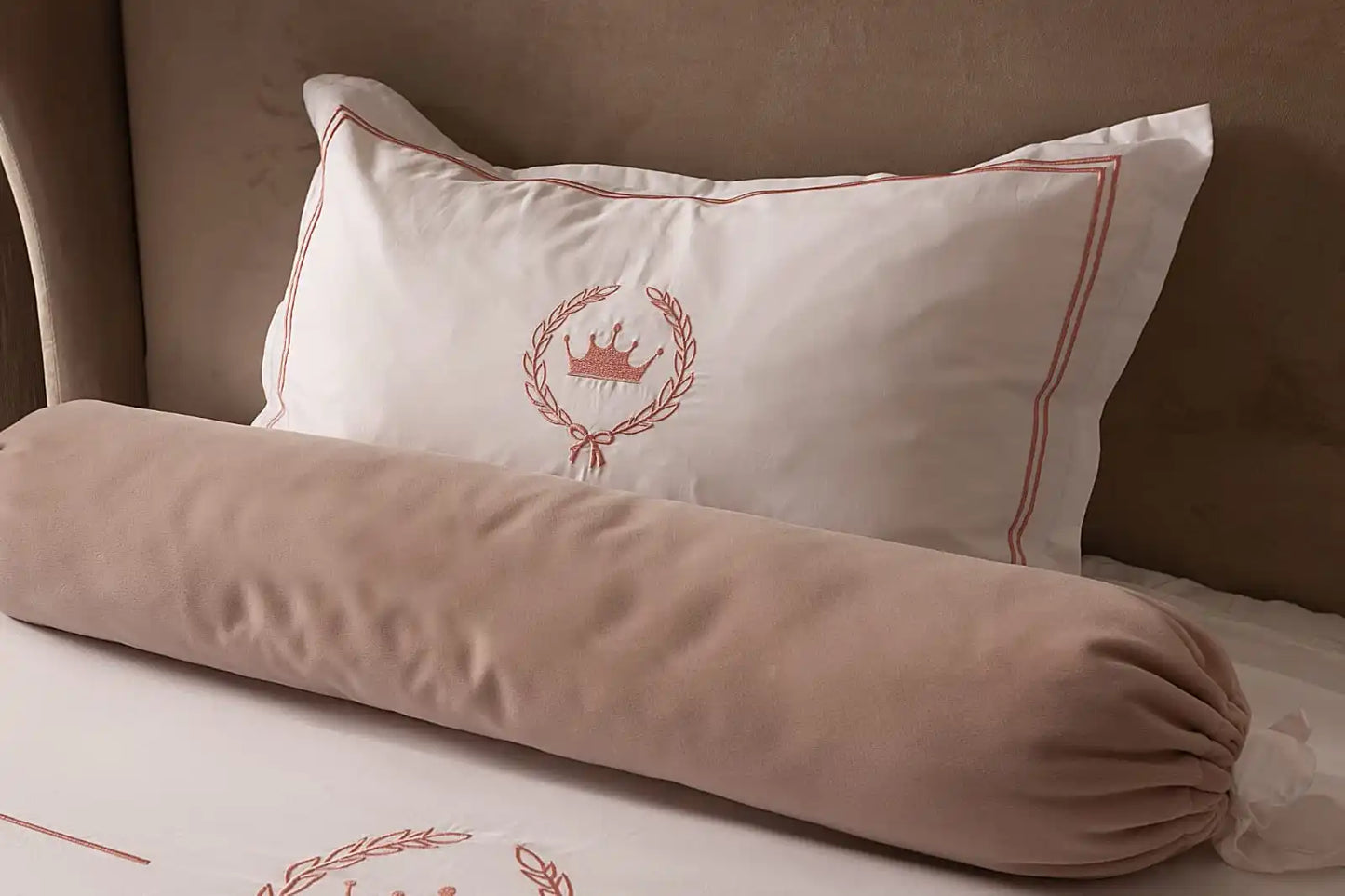 Mail's Home Juego de colcha de cama blanca de algodón natural 2025 con funda de almohada bordada + manta + toallas de sábana