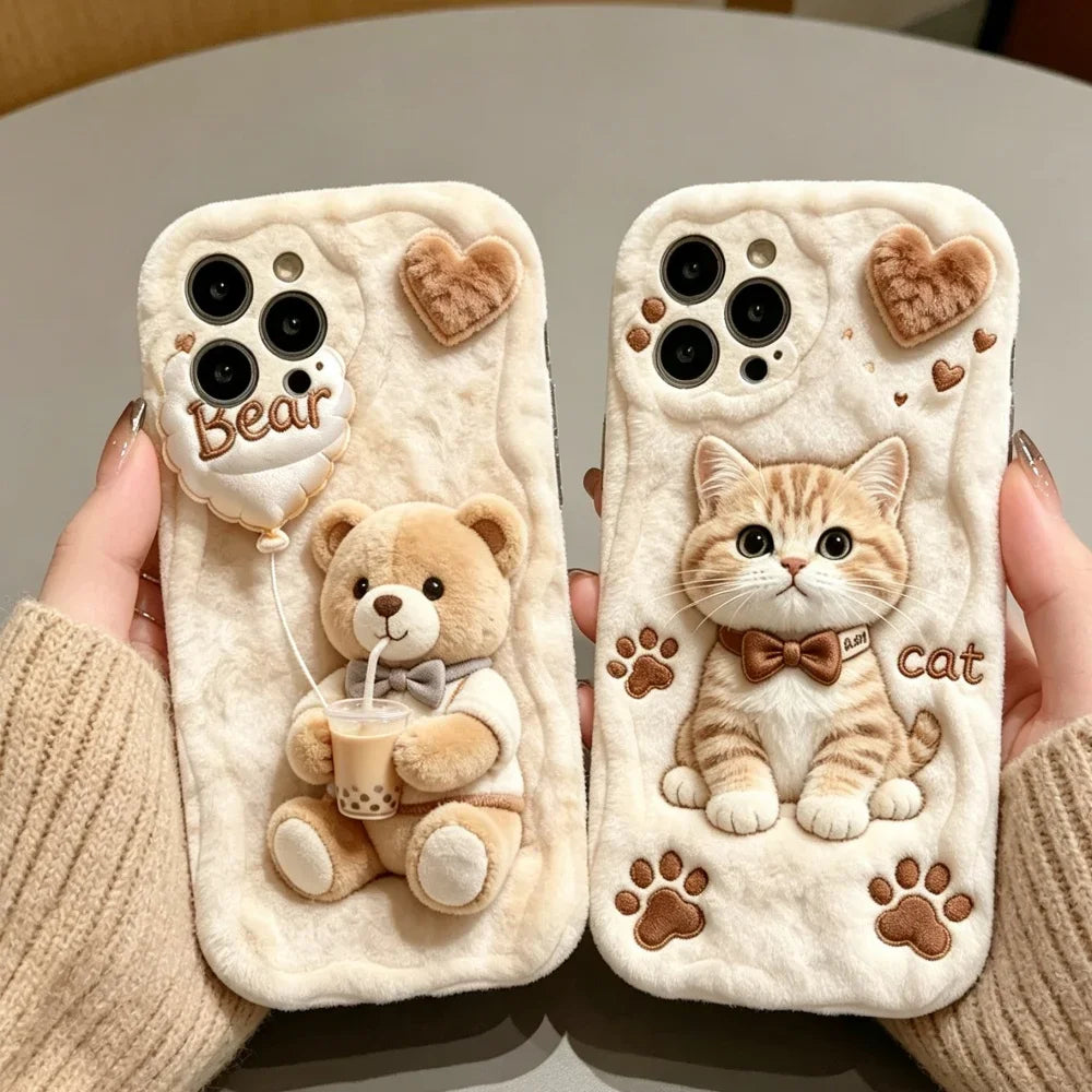Funda de felpa con diseño de oso y gato con pajarita de té con leche para OPPO Reno 16 15 16F 15F 13F 12F 11F 14F 8 11 12 13 14 Pro 8T 5G Reno 7 4G 5 6 Lite