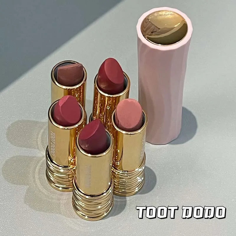 Toot Dodo - Lápiz Labial Mate Elegante, Sedoso, Suave, No Reseca, Larga Duración, Asequible, Maquillaje Diario