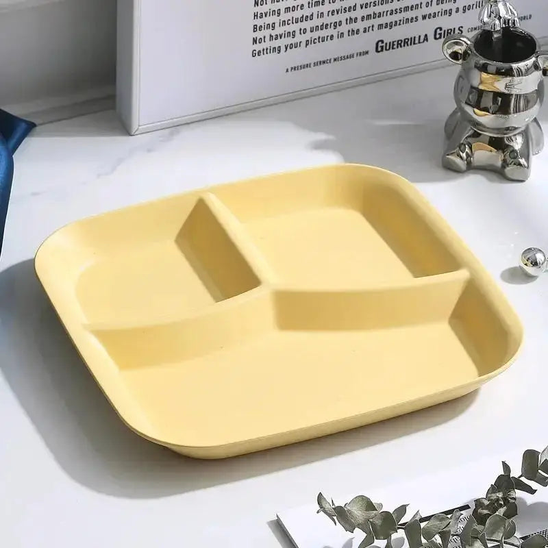 Plato de comedor cuadrado de tres rejillas de plástico, plato de desayuno para el hogar, plato de fideos y nueces, partición cuantitativa, plato de comida ligero
