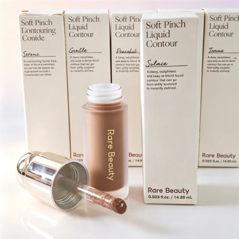 Rare Beauty Barra de Contorno Facial 3D, Bronceador, Iluminador Líquido Brillante para Mejillas, Maquillaje con Toque Femenino