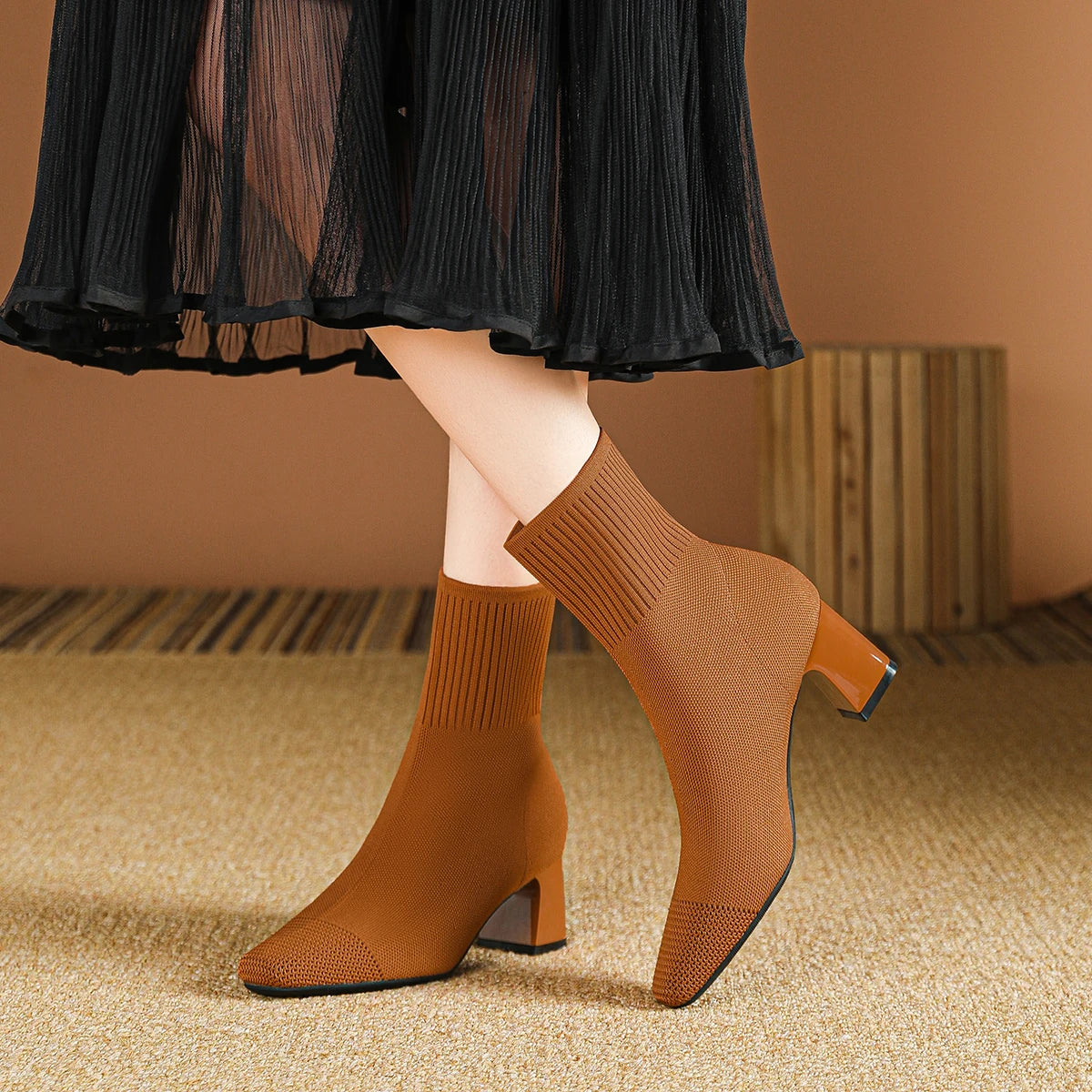 Botas de mujer 2025 nueva moda zapatos cómodos informales de punto suave puntiagudo (alto del tacón 4,5 cm),