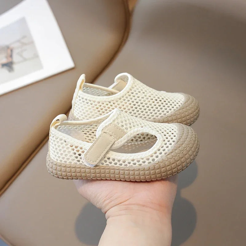 Sandalias para niños, malla de aire, transpirables, a la moda, suela suave, zapatos informales para niños, zapatos de verano para playa para bebés, deslizadores con gancho para niños y niñas 21-30